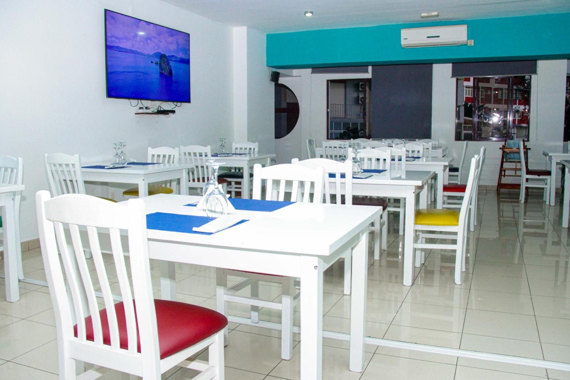 Hotel Livvo Don Paco Mindelo Bagian luar foto