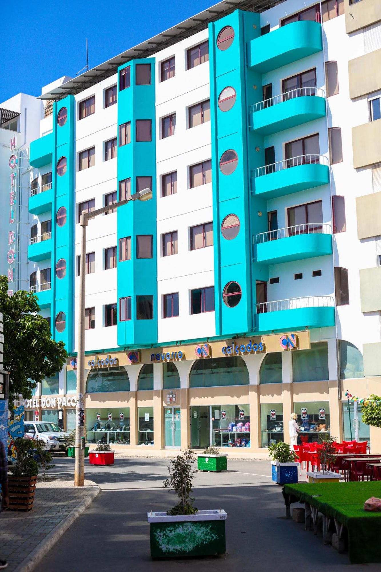 Hotel Livvo Don Paco Mindelo Bagian luar foto